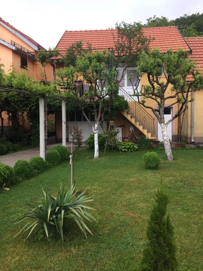 Apartman Lili Cetinje Esterno foto