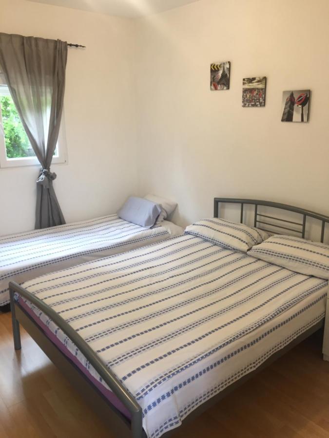 Apartman Lili Cetinje Esterno foto