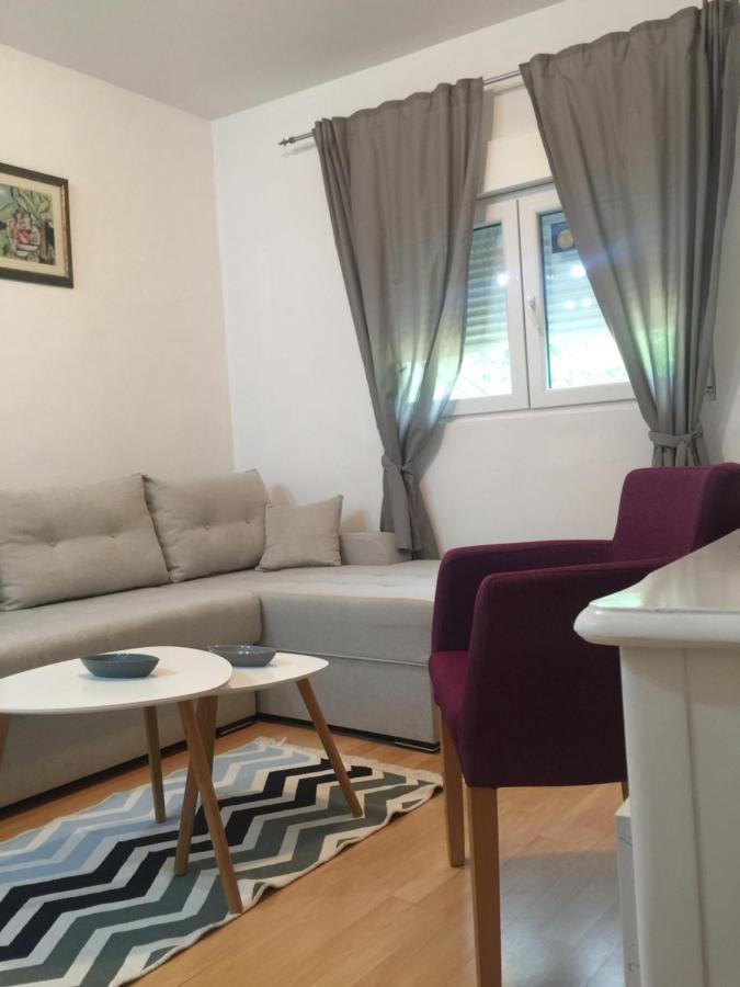 Apartman Lili Cetinje Esterno foto