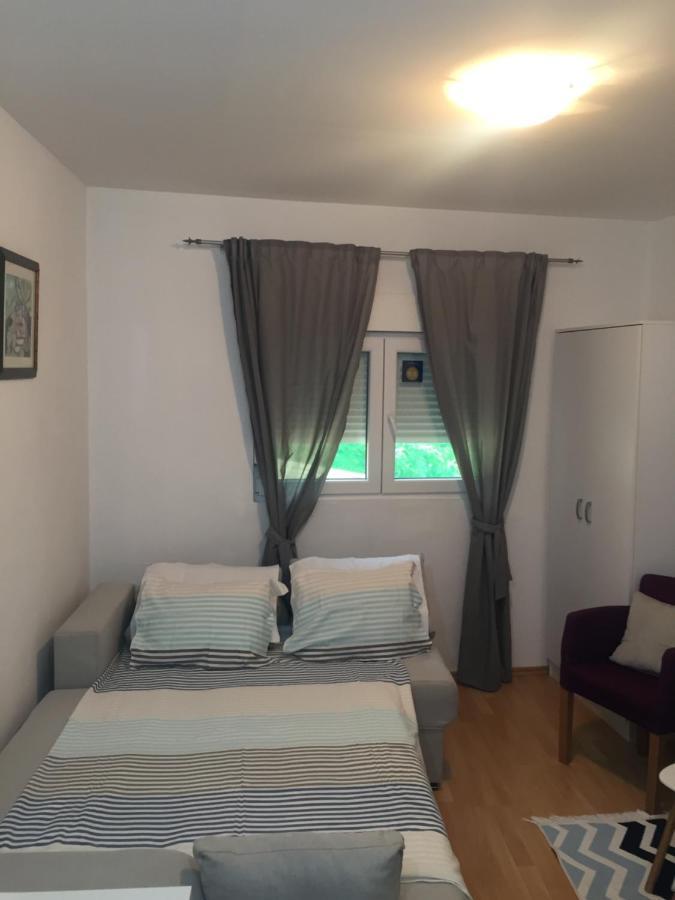 Apartman Lili Cetinje Esterno foto