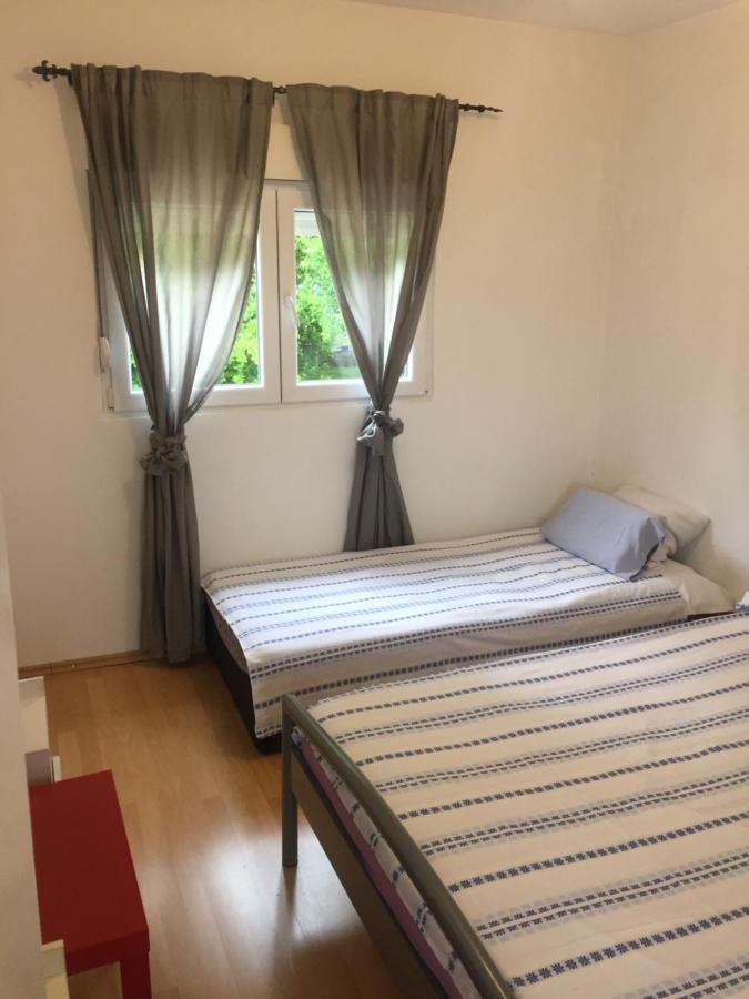 Apartman Lili Cetinje Esterno foto
